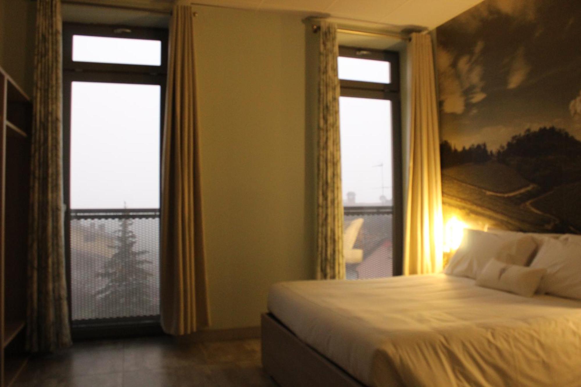 Volpedo Hostel Ngoại thất bức ảnh